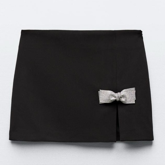 zara | black | rhinestone bow mini skirt - Picture 2 of 11